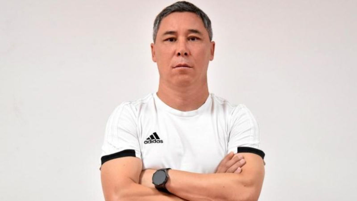 «Ертісті» қазақстандық маман тізгіндеуі мүмкін: Смаков пен Жуковский келмейтін болды